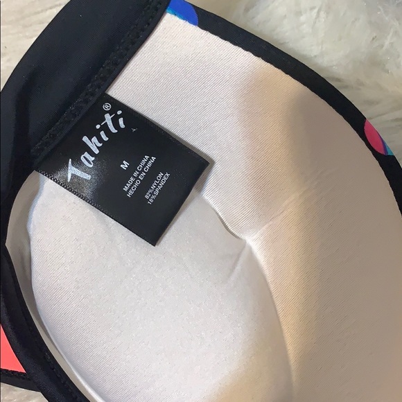 Bikini - Picture 4 of 4